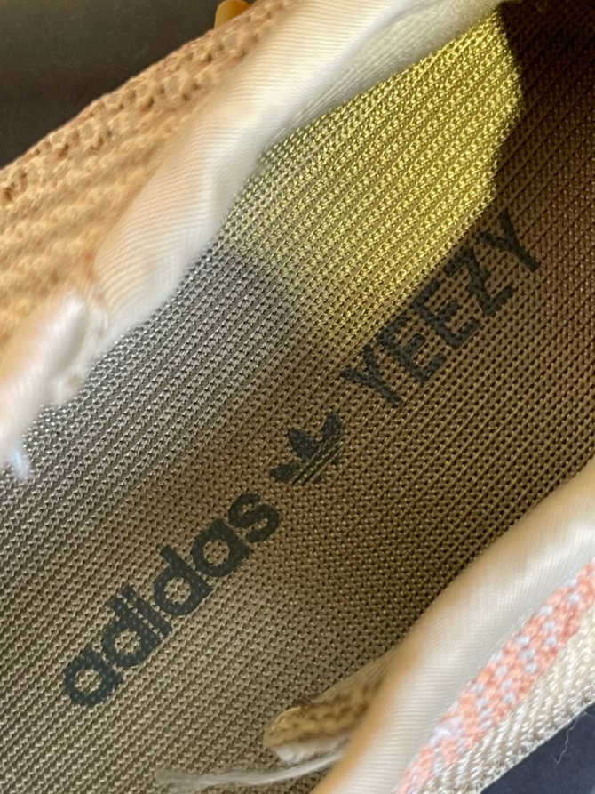 Yeezy 350 V2 Camel Grey