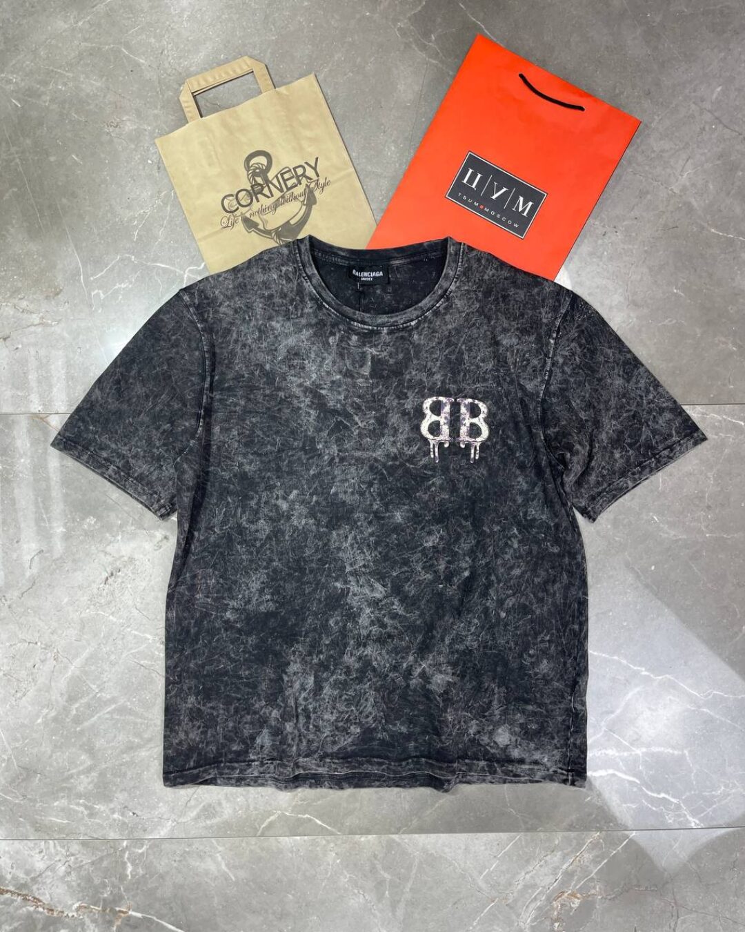 Футболка Balenciaga