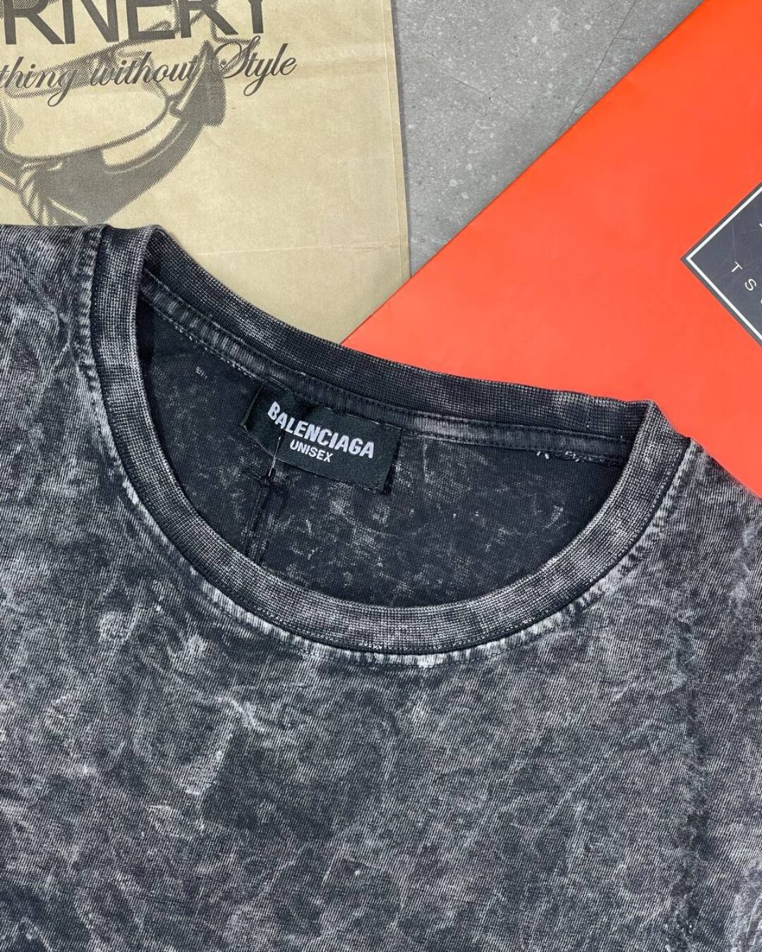 Футболка Balenciaga — фото 7