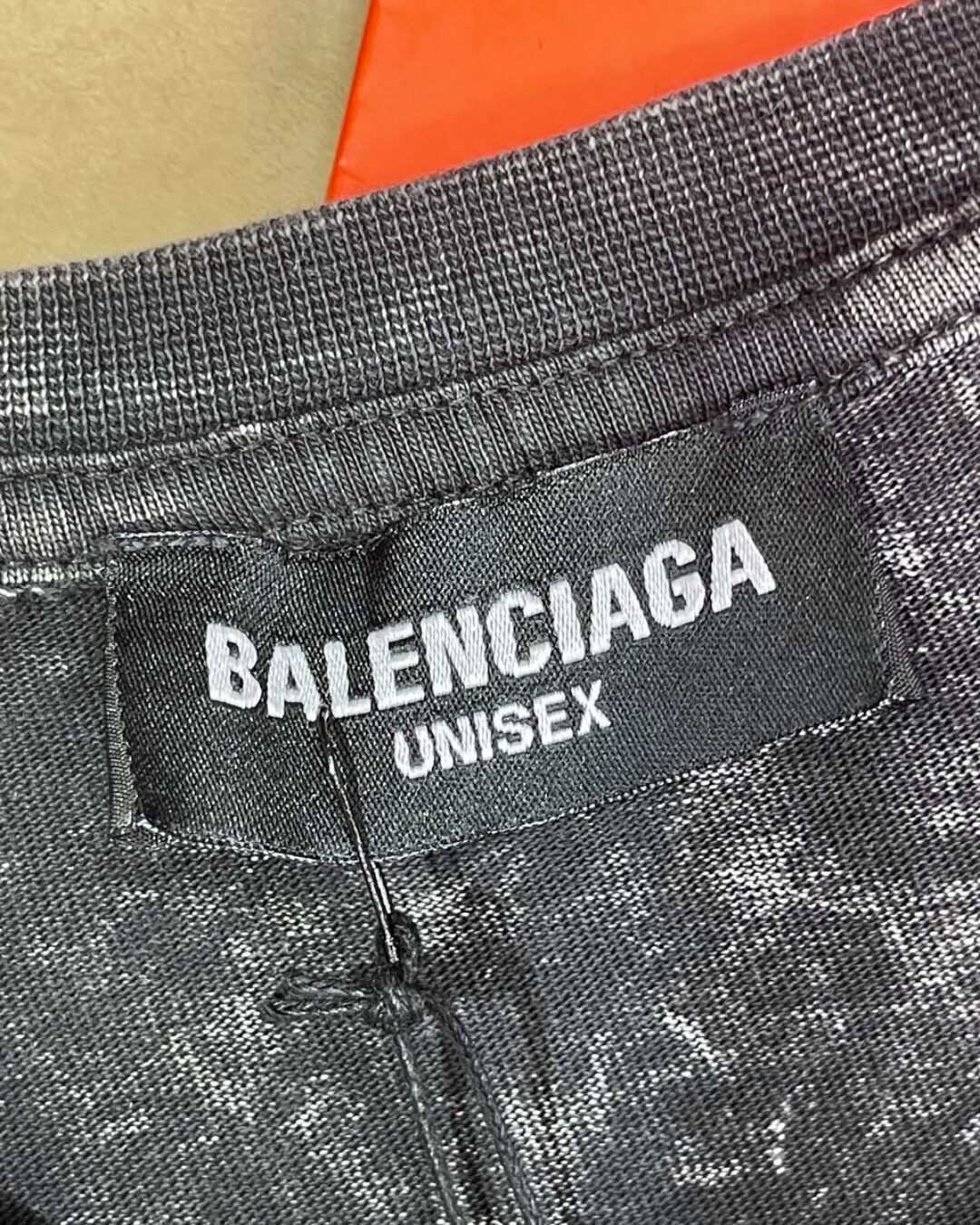 Футболка Balenciaga — фото 5