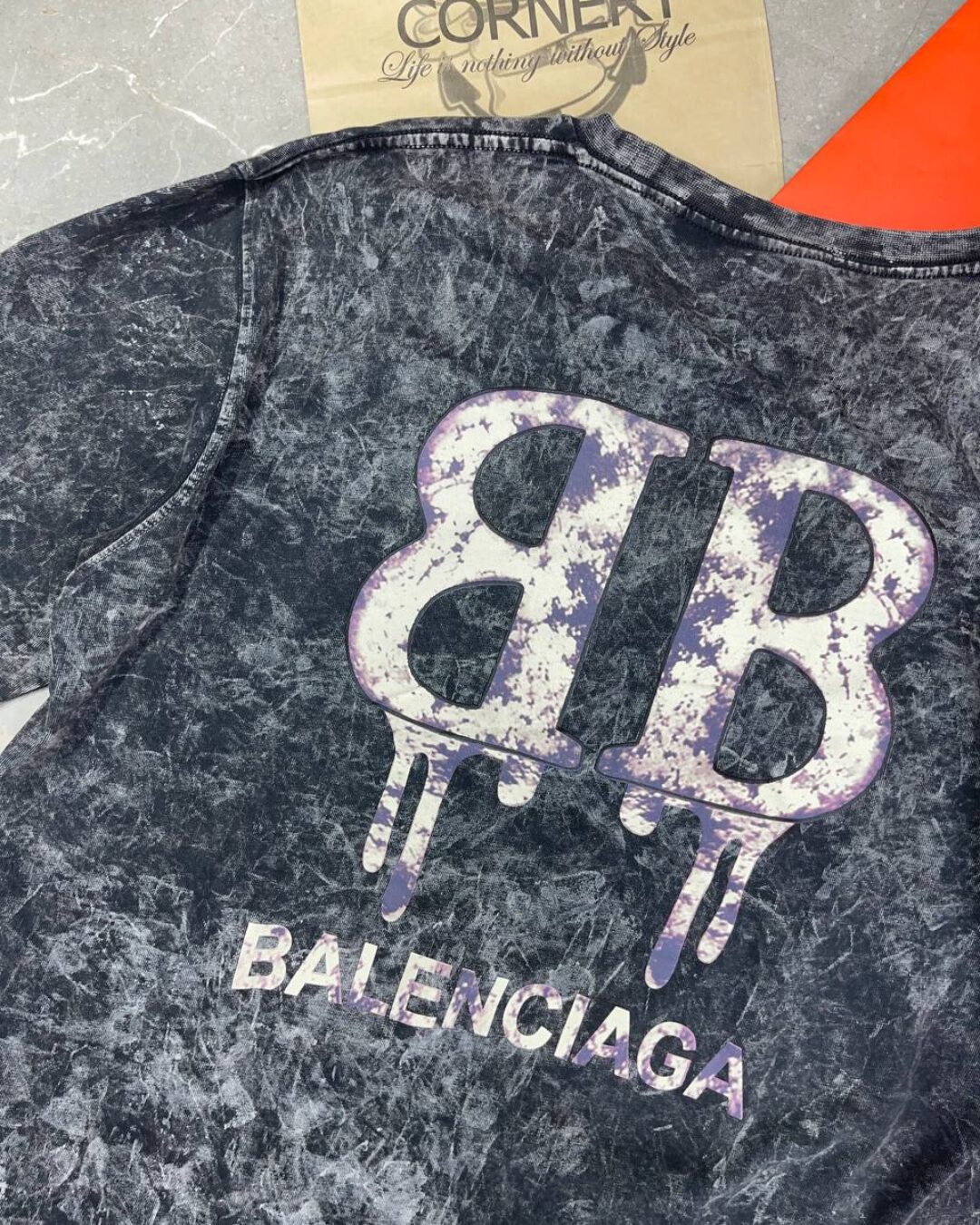 Футболка Balenciaga — фото 8