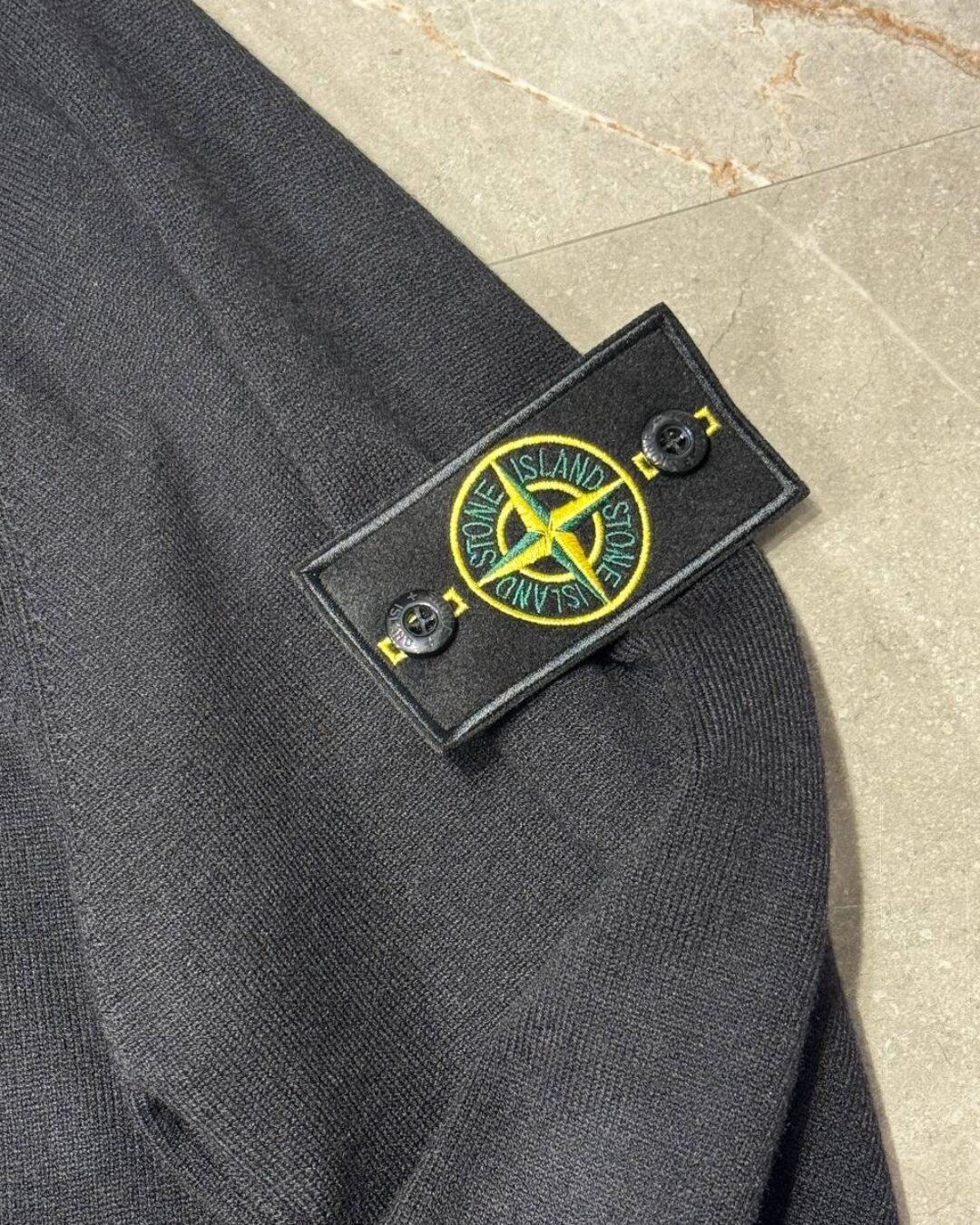 Свитер Stone Island