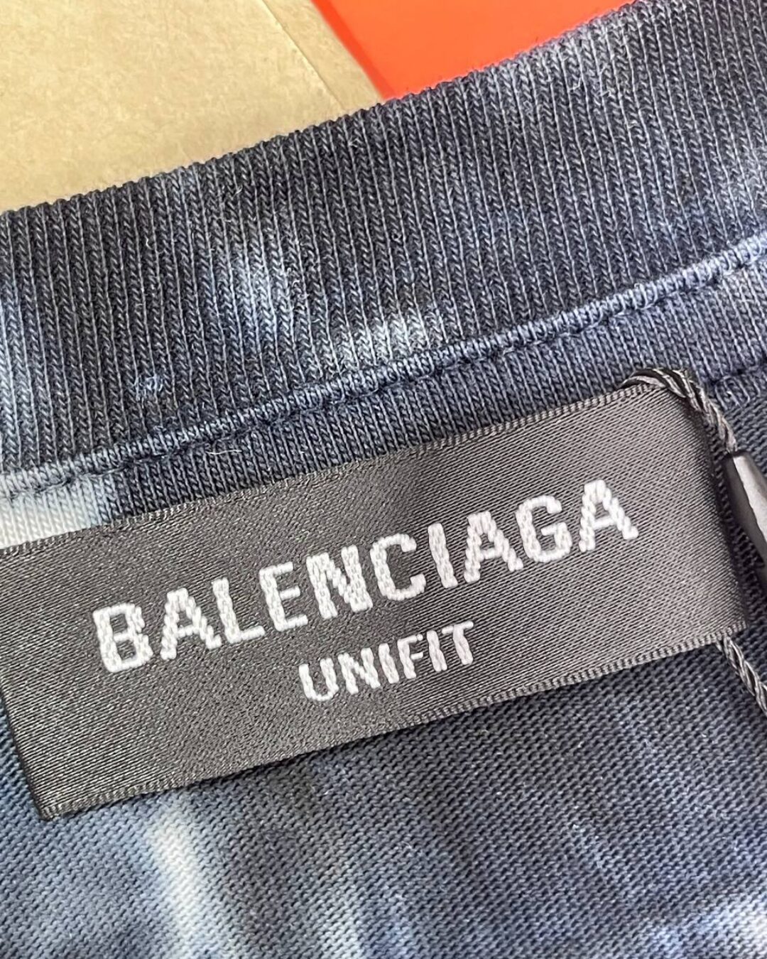 Футболка Balenciaga — фото 5