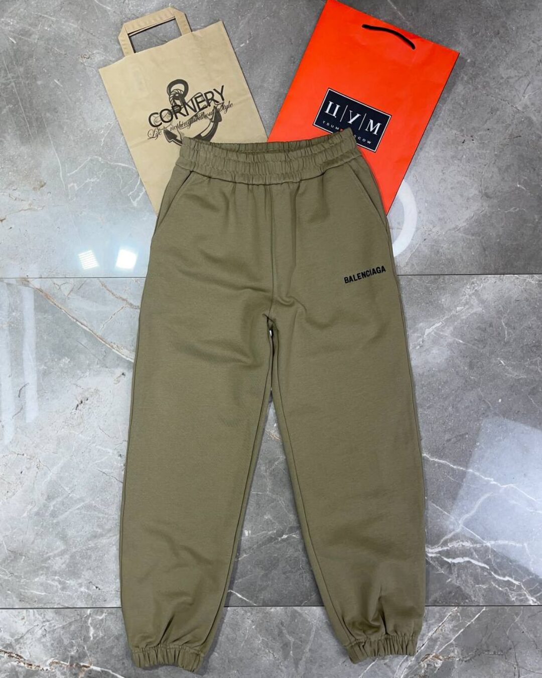 Спортивные штаны Balenciaga