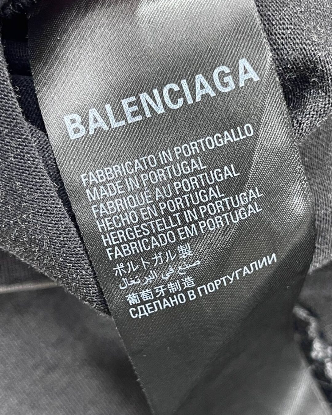Футболка Balenciaga — фото 7