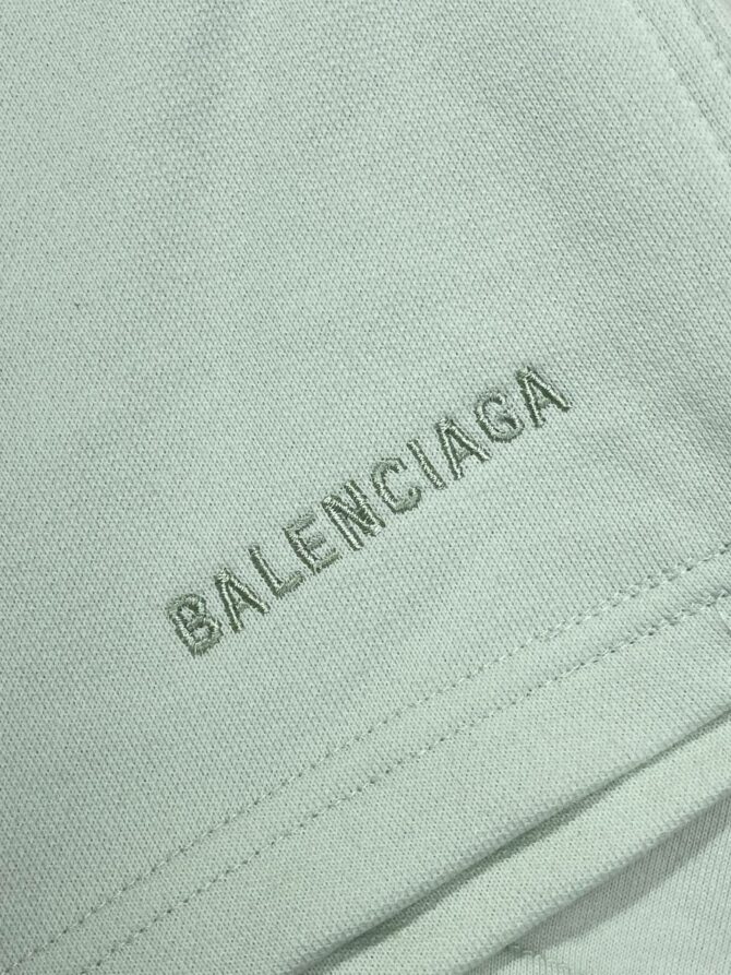 Костюм Balenciaga