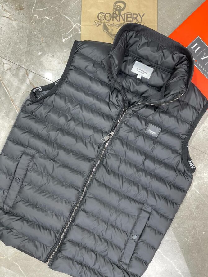 Жилет Burberry