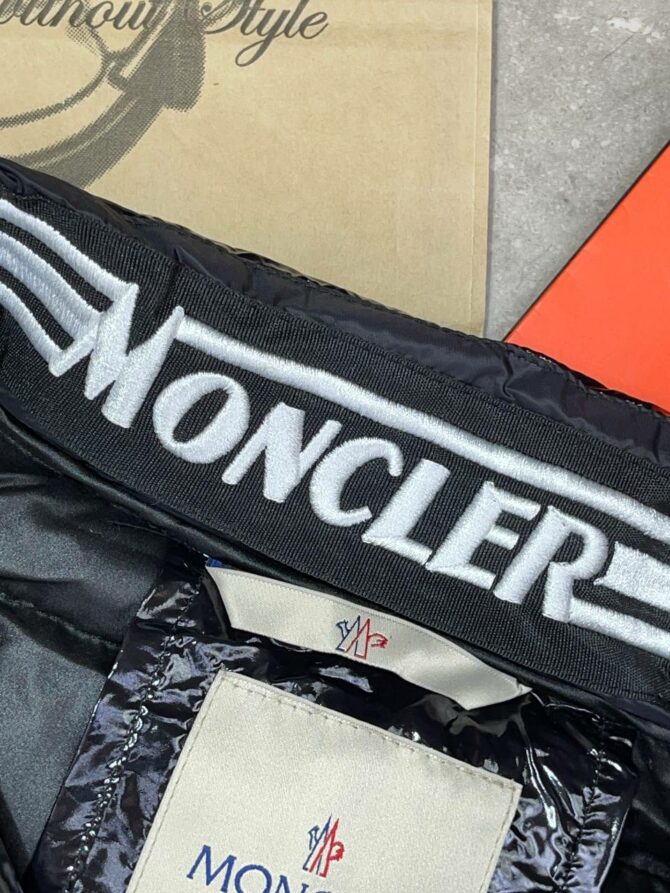 Жилет Moncler