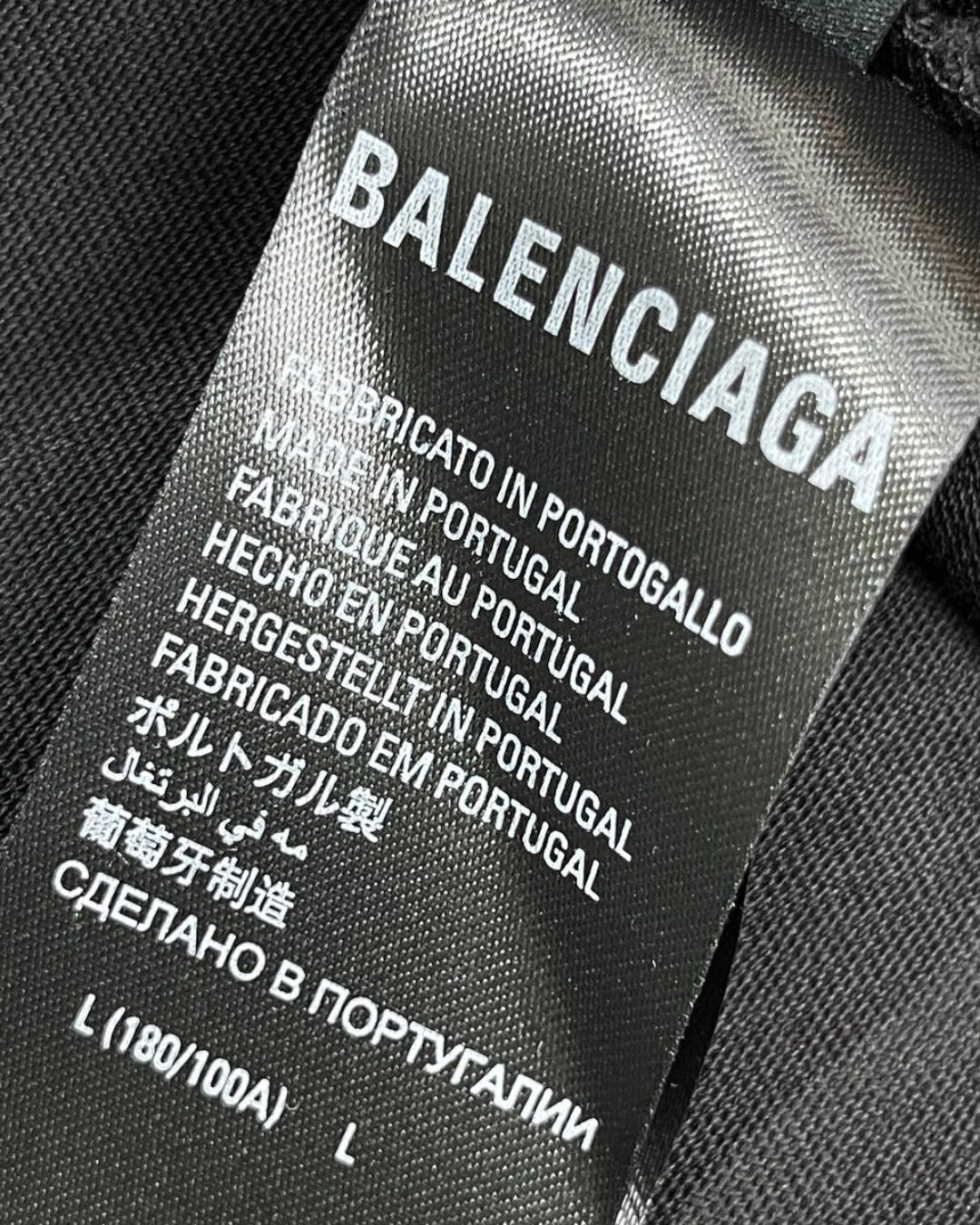 Футболка Balenciaga — фото 8