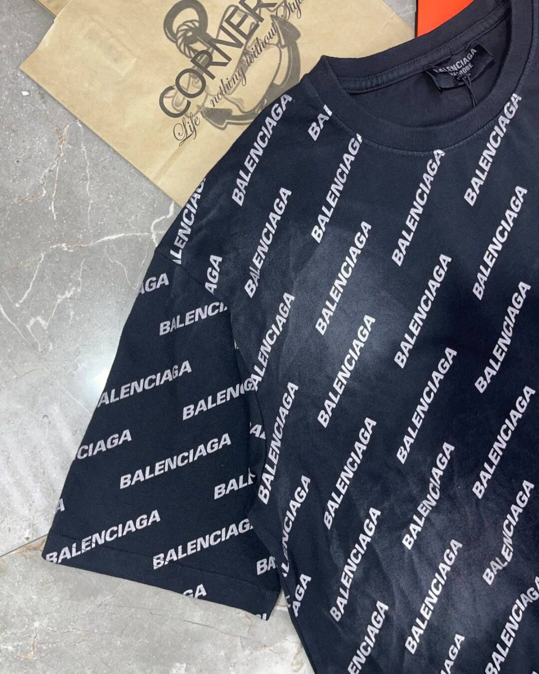Футболка Balenciaga — фото 4