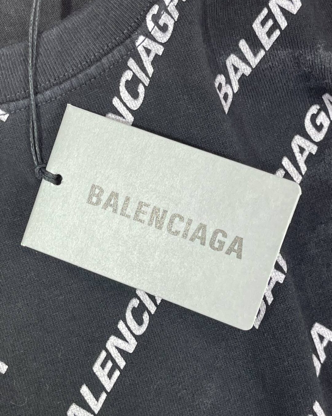 Футболка Balenciaga — фото 8