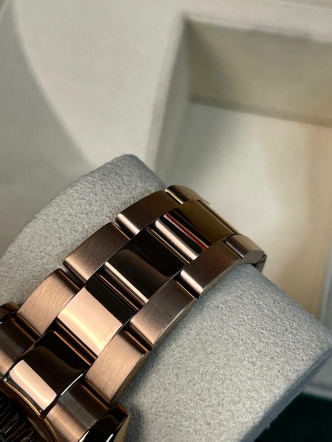 Часы Rolex Sky Dewler