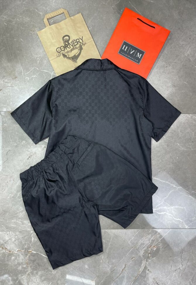 Костюм Gucci