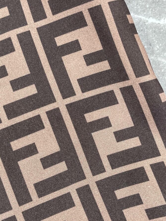 Костюм Fendi