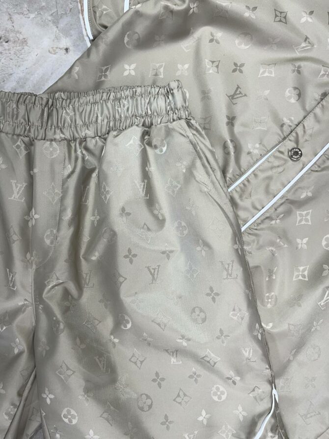 Костюм Louis Vuitton