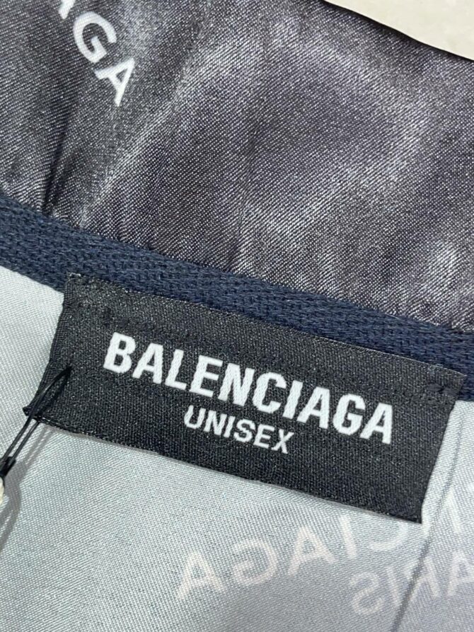 Костюм Balenciaga