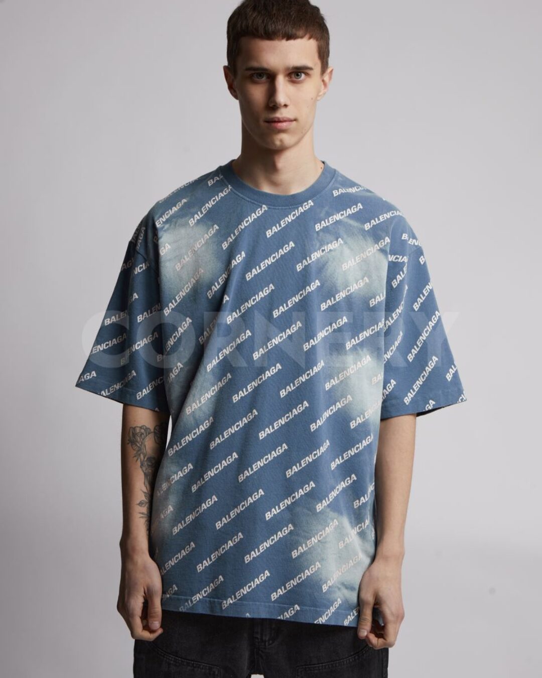 Футболка Balenciaga