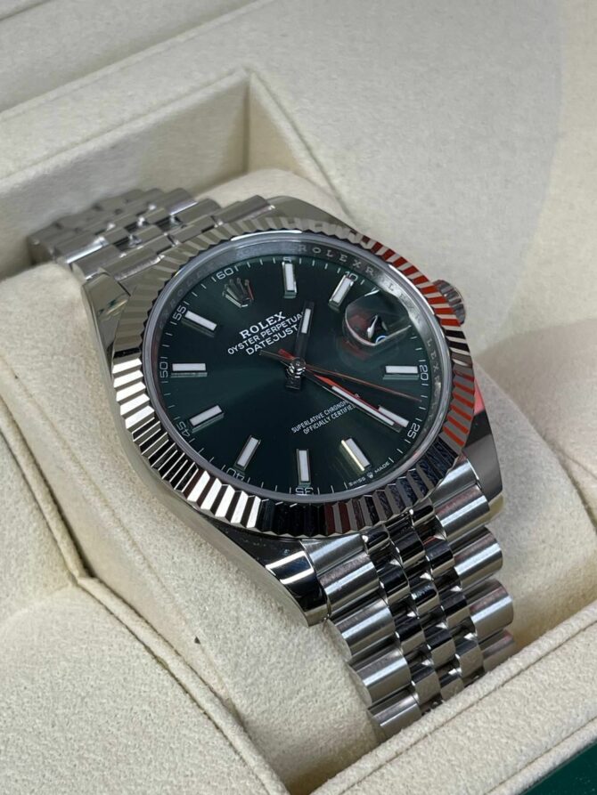 Часы Rolex DateJust Green Dial