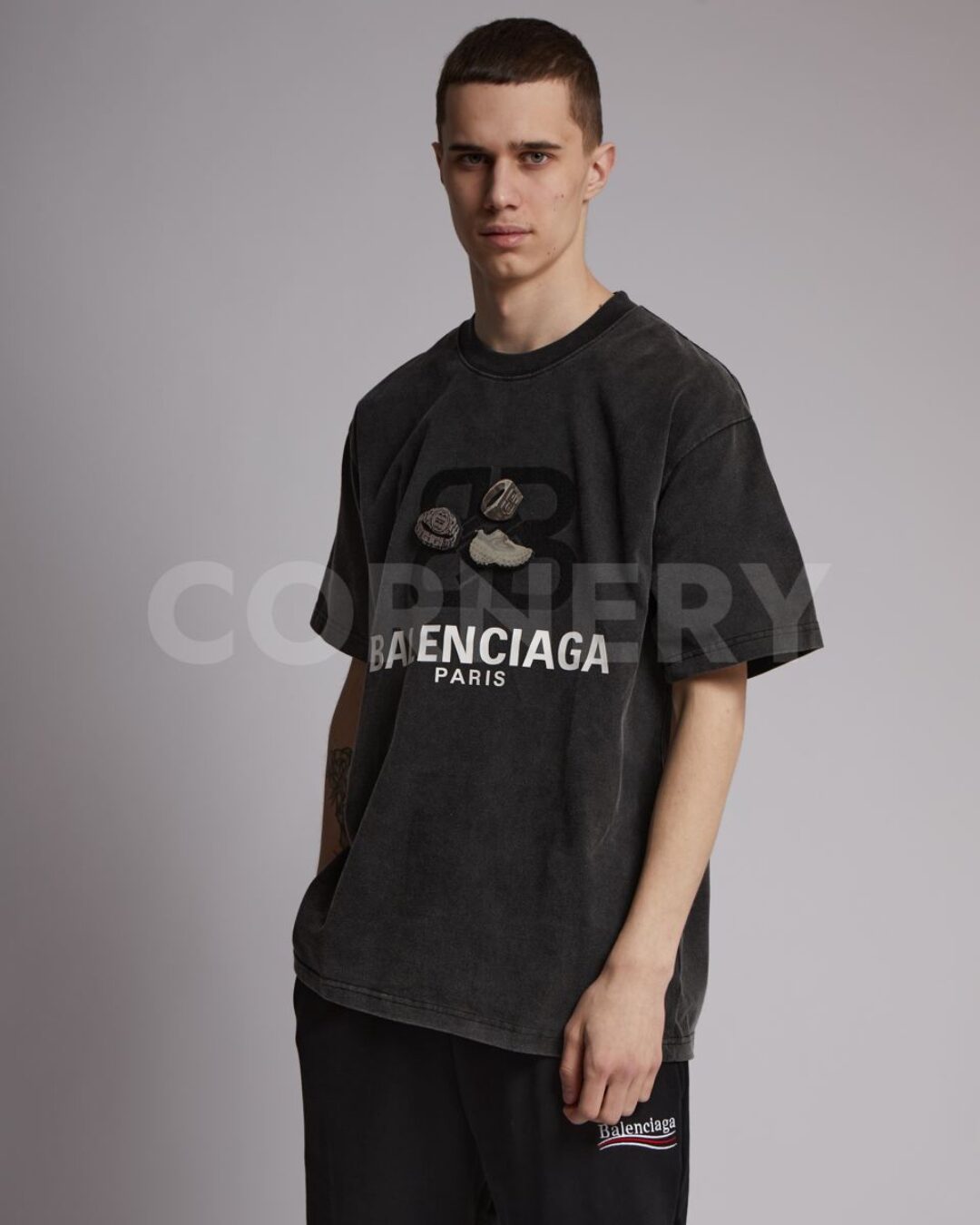 Футболка Balenciaga
