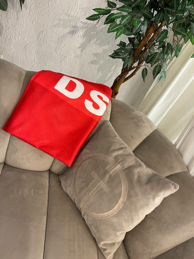 Полотенце Dsquared