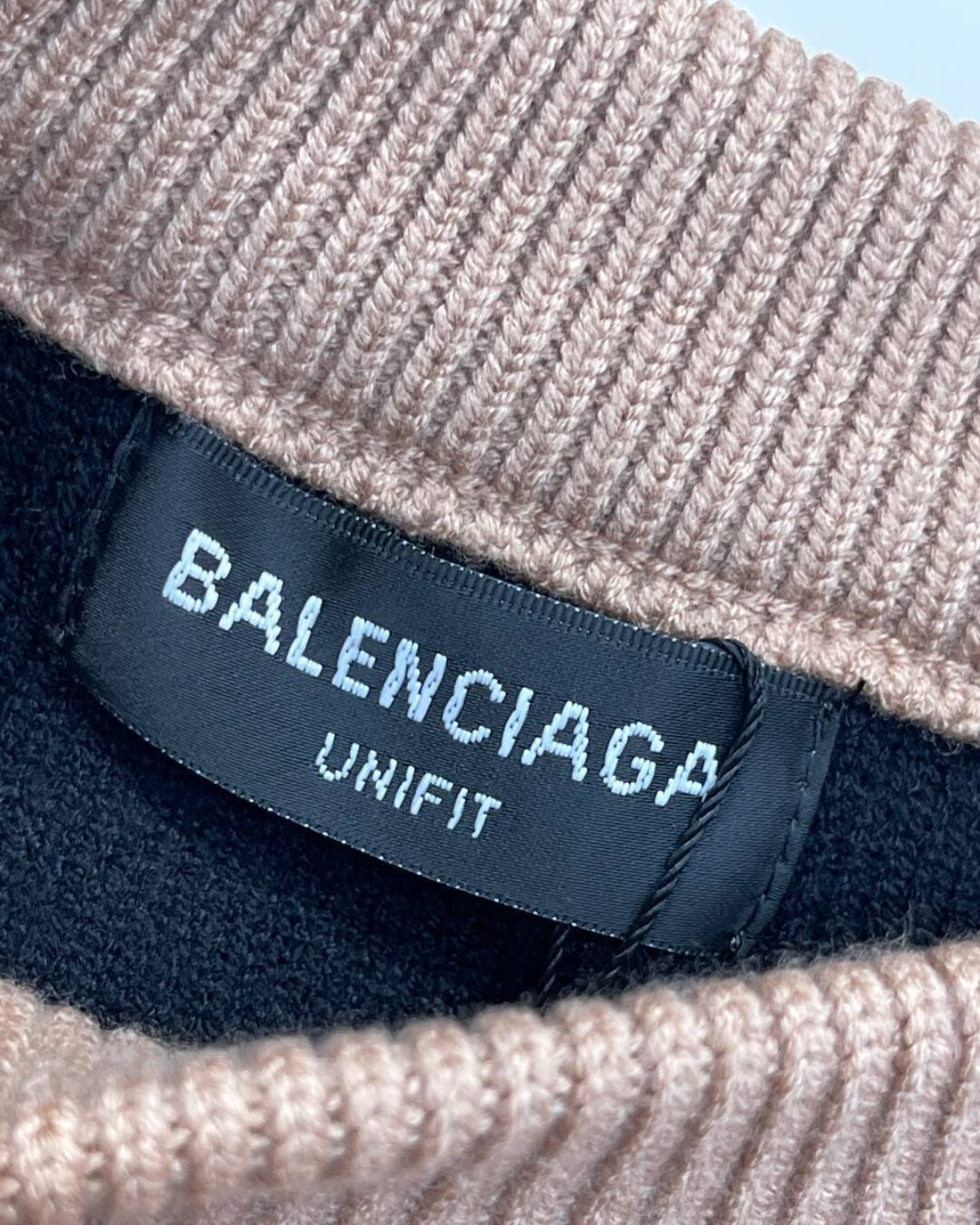 Свитер Balenciaga — фото 7