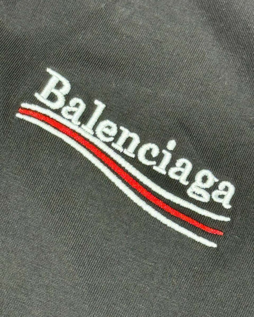 Футболка Balenciaga — фото 8