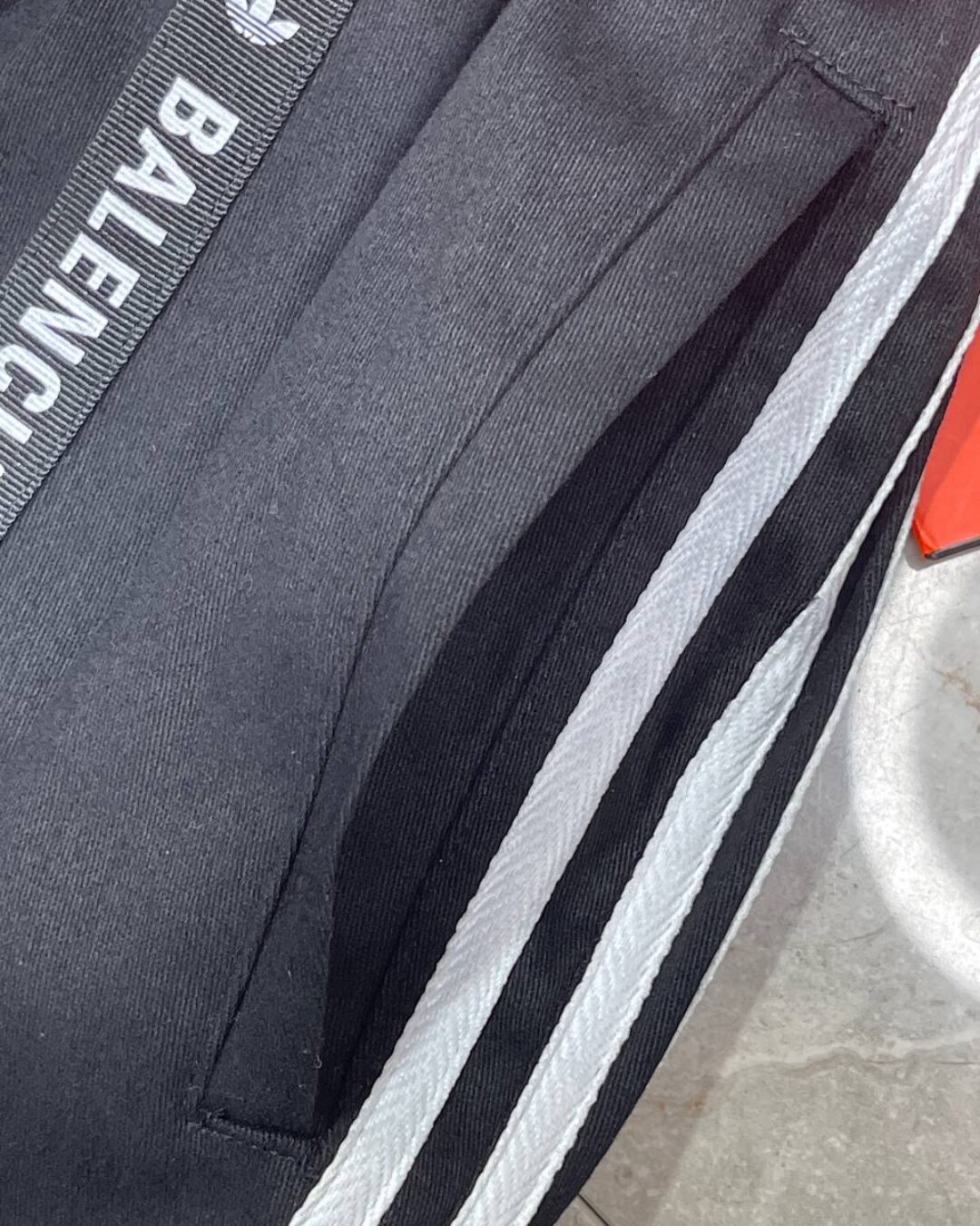 Штаны Balenciaga x Adidas — фото 8