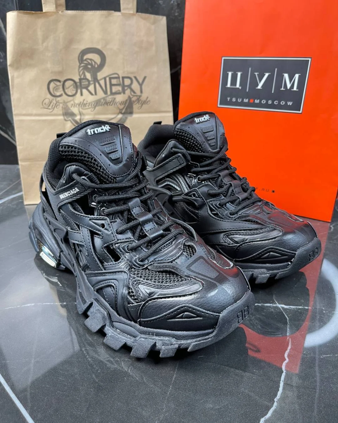 Кроссовки Balenciaga Track 2