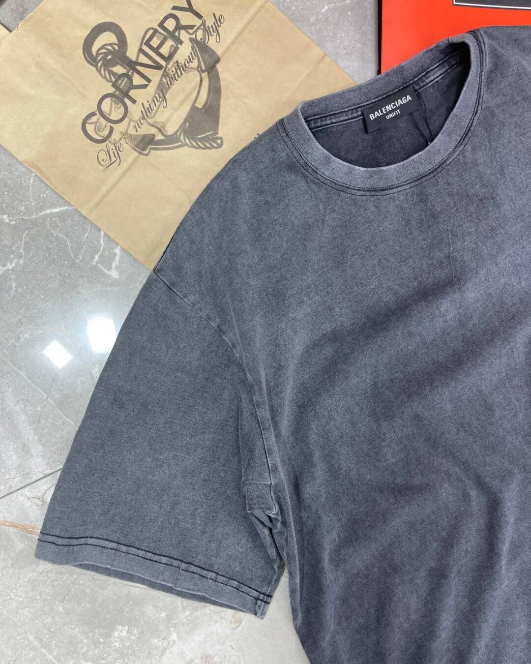 Футболка Balenciaga — фото 3