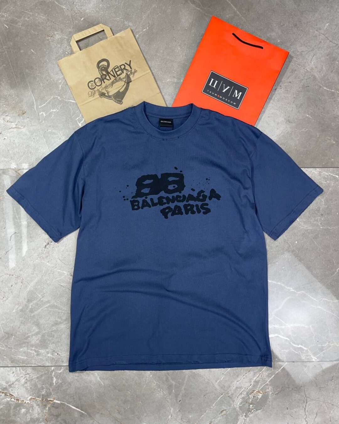 Футболка Balenciaga