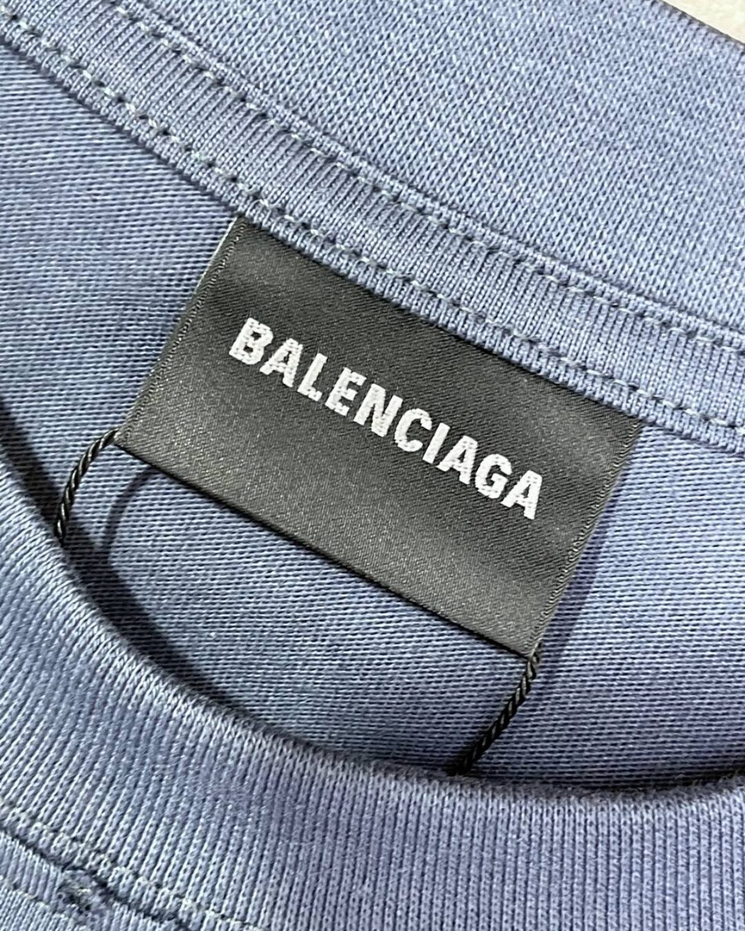 Футболка Balenciaga — фото 6