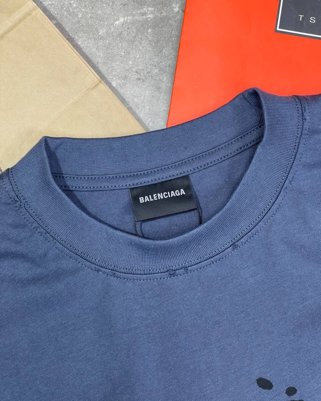 Футболка Balenciaga — фото 7