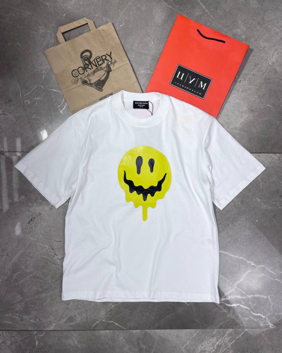 Футболка Balenciaga