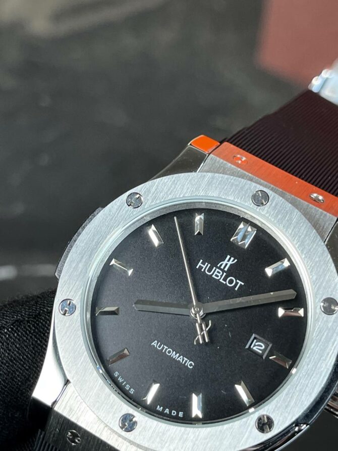 Часы Hublot