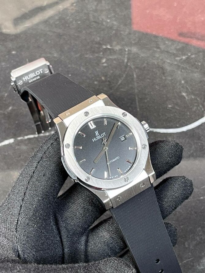 Часы Hublot