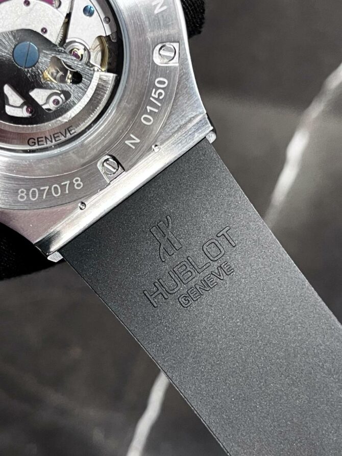 Часы Hublot