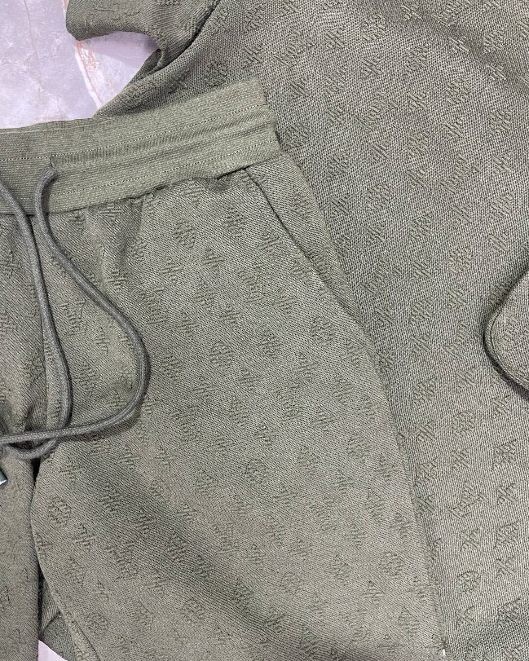 Костюм Louis Vuitton — фото 5