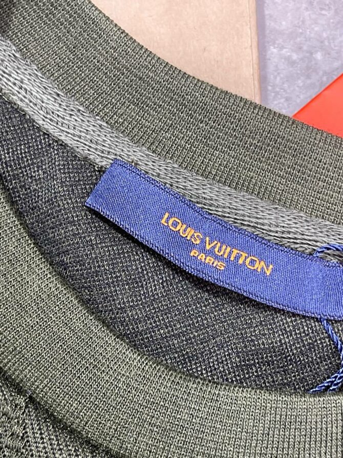 Костюм Louis Vuitton
