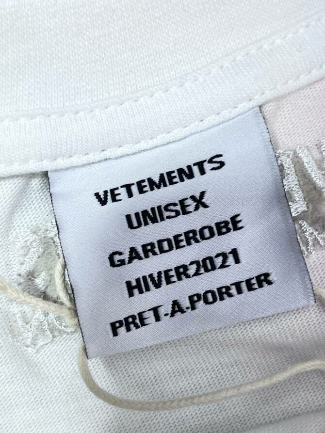 Футболка Vetements
