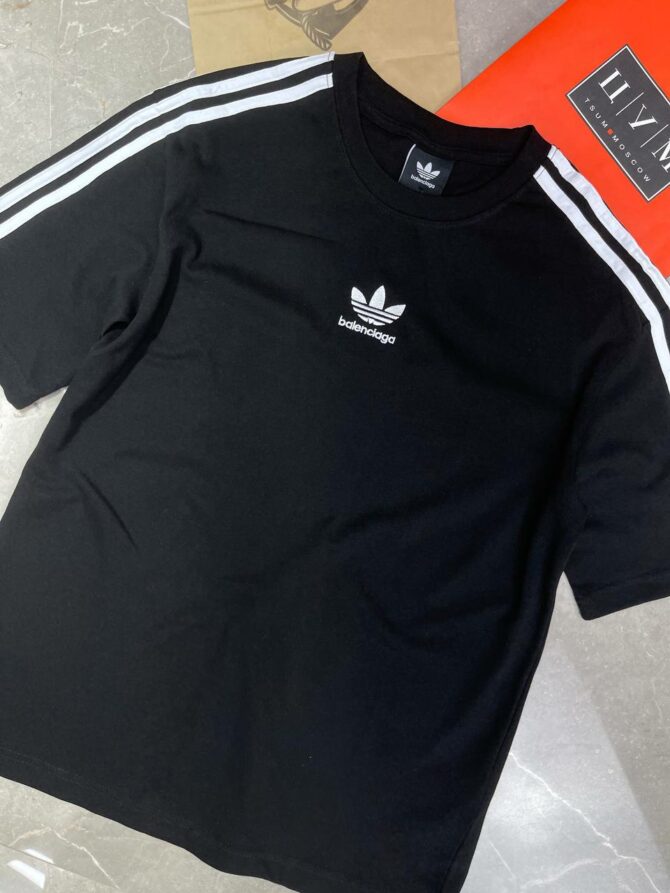 Футболка Balenciaga x Adidas