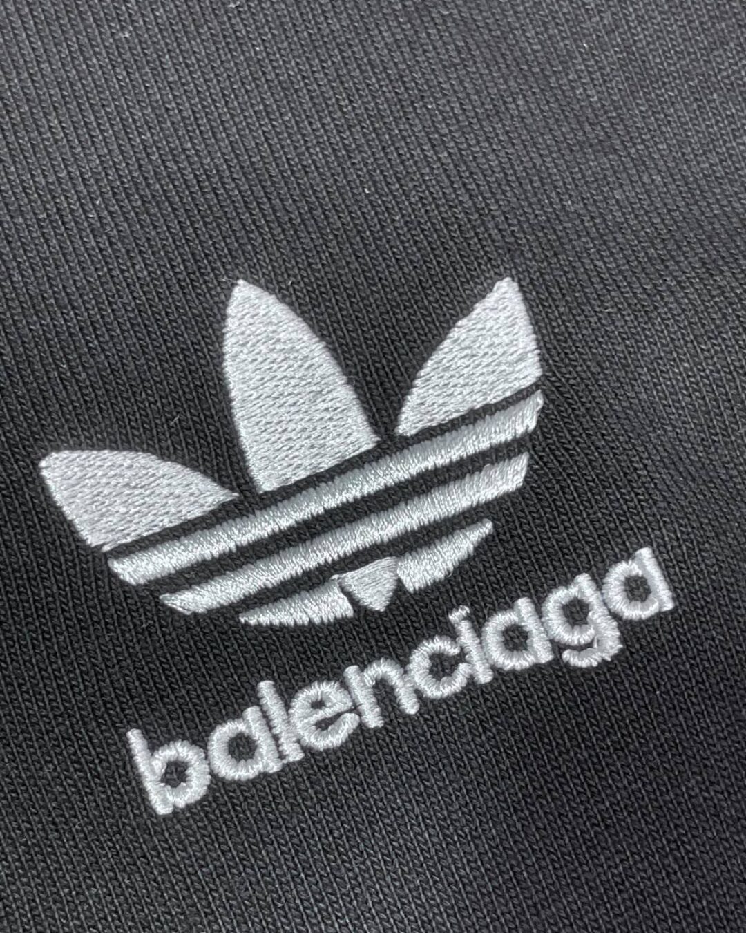 Футболка Balenciaga x Adidas — фото 8