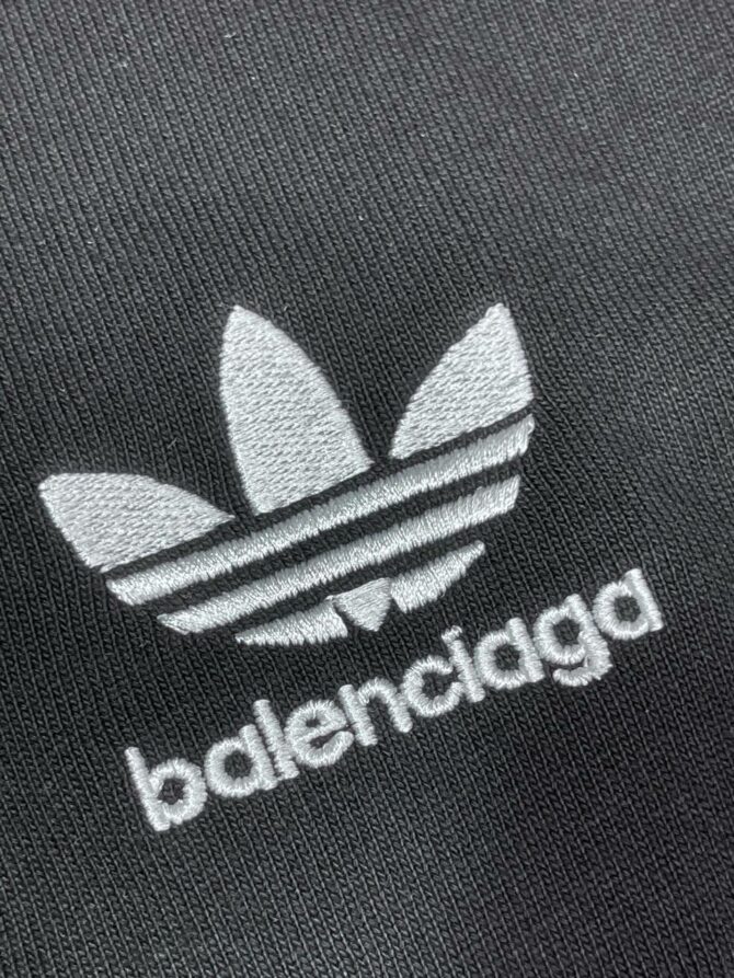 Футболка Balenciaga x Adidas