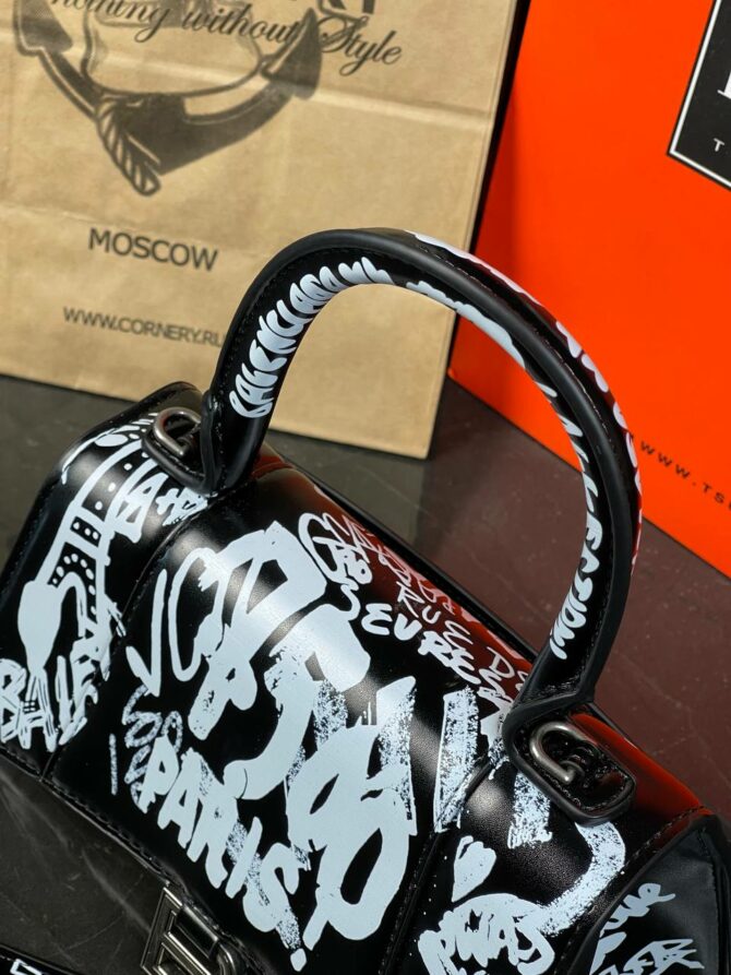 Сумка Balenciaga Hourglass XS