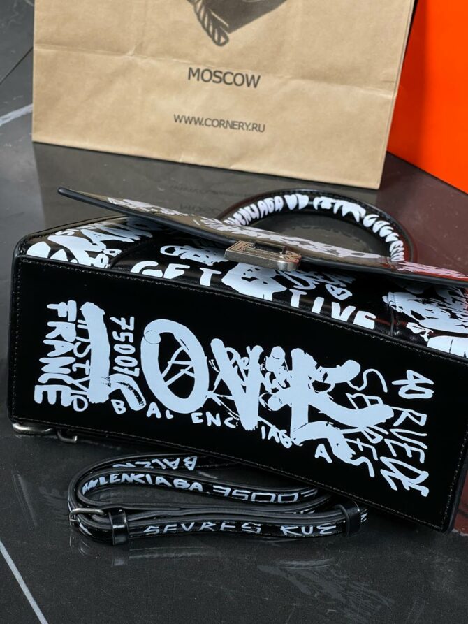 Сумка Balenciaga Hourglass XS