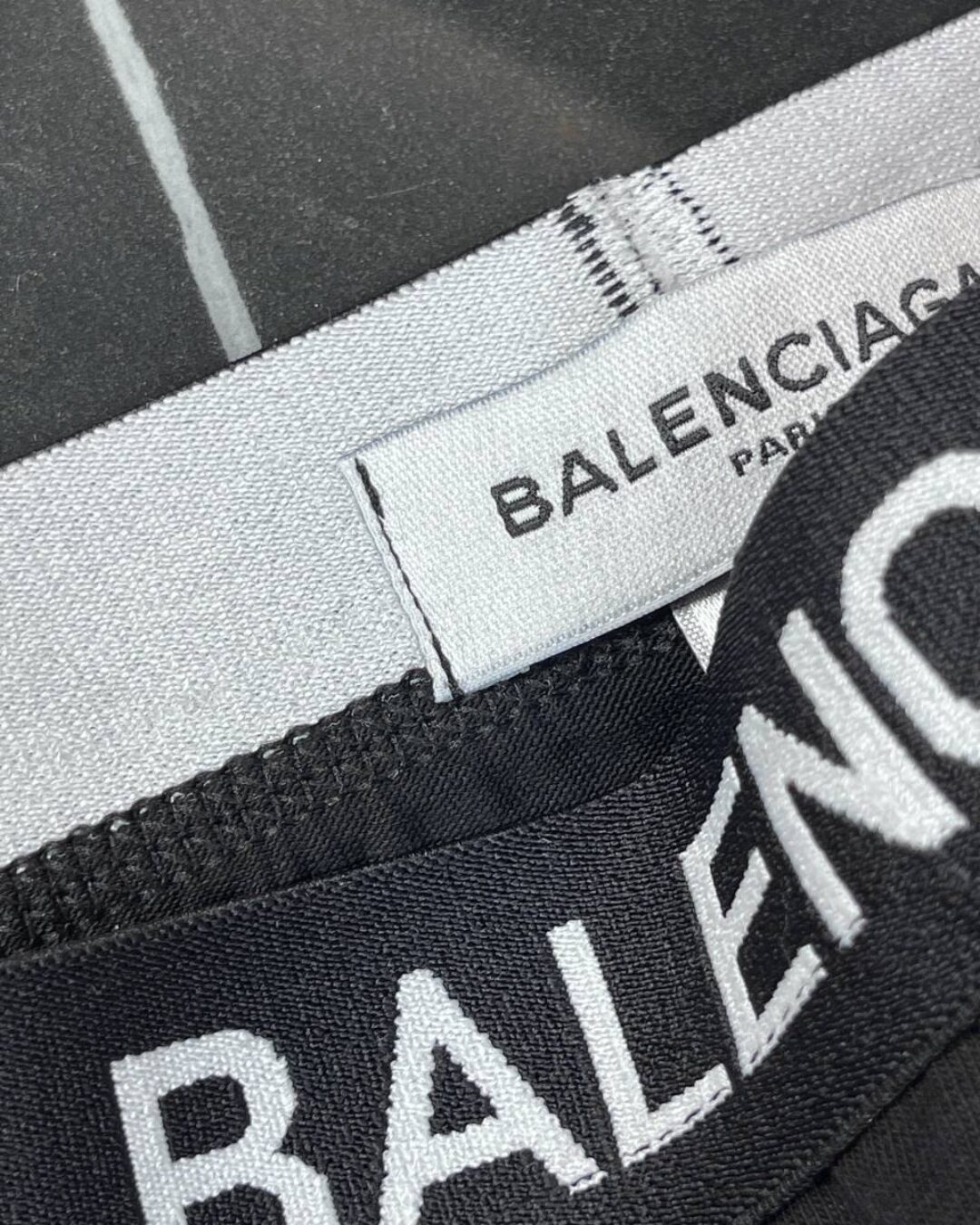 Трусы Balenciaga — фото 9