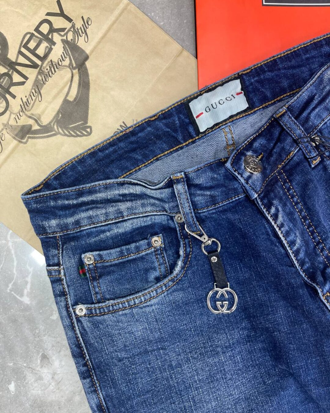 Джинсы Gucci — фото 3