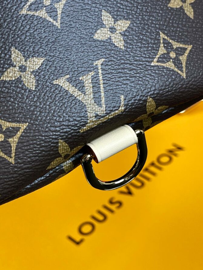 Сумка Louis Vuitton Campus