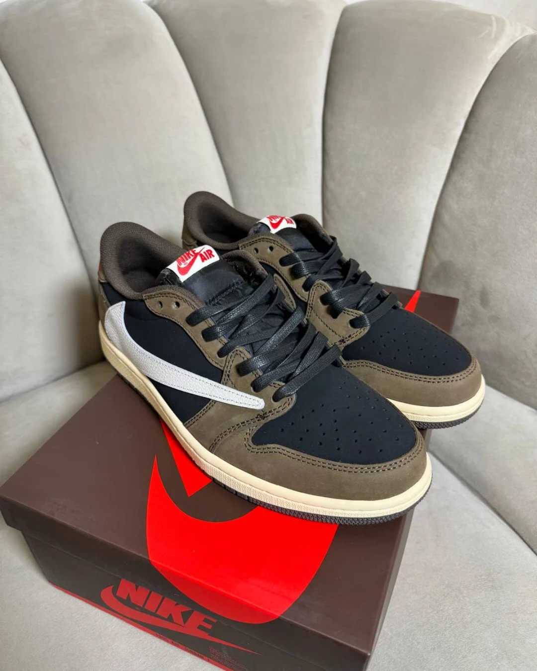 Кеды Travis Scott x Air Jordan 1 Low Mocha S