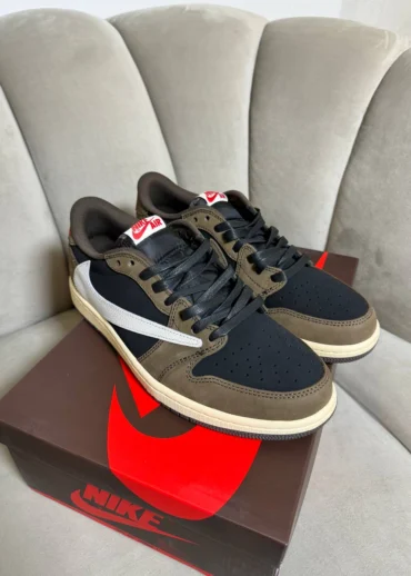 Кеды Travis Scott x Air Jordan 1 Low Mocha S