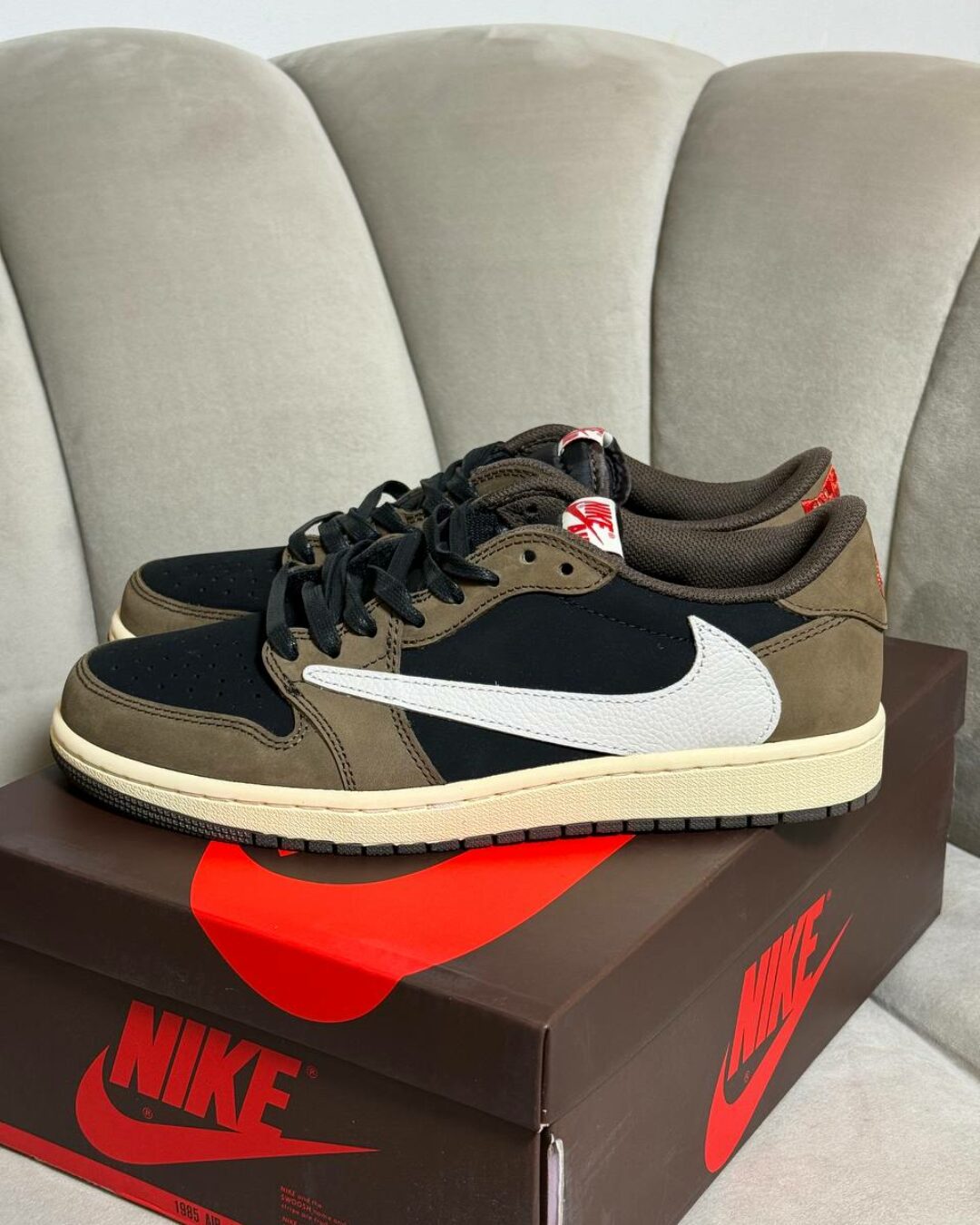 Кеды Jordan 1 Retro Low OG SP Travis Scott